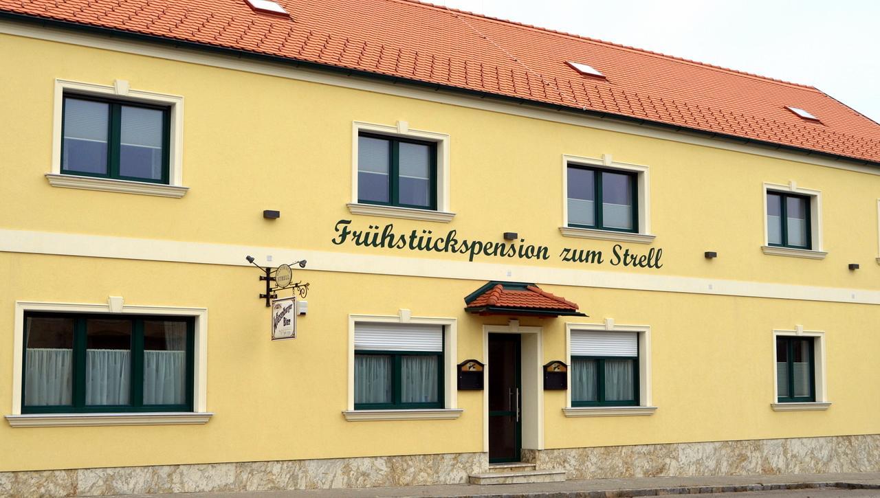 Pension Zum Strell 흘라브룬 외부 사진